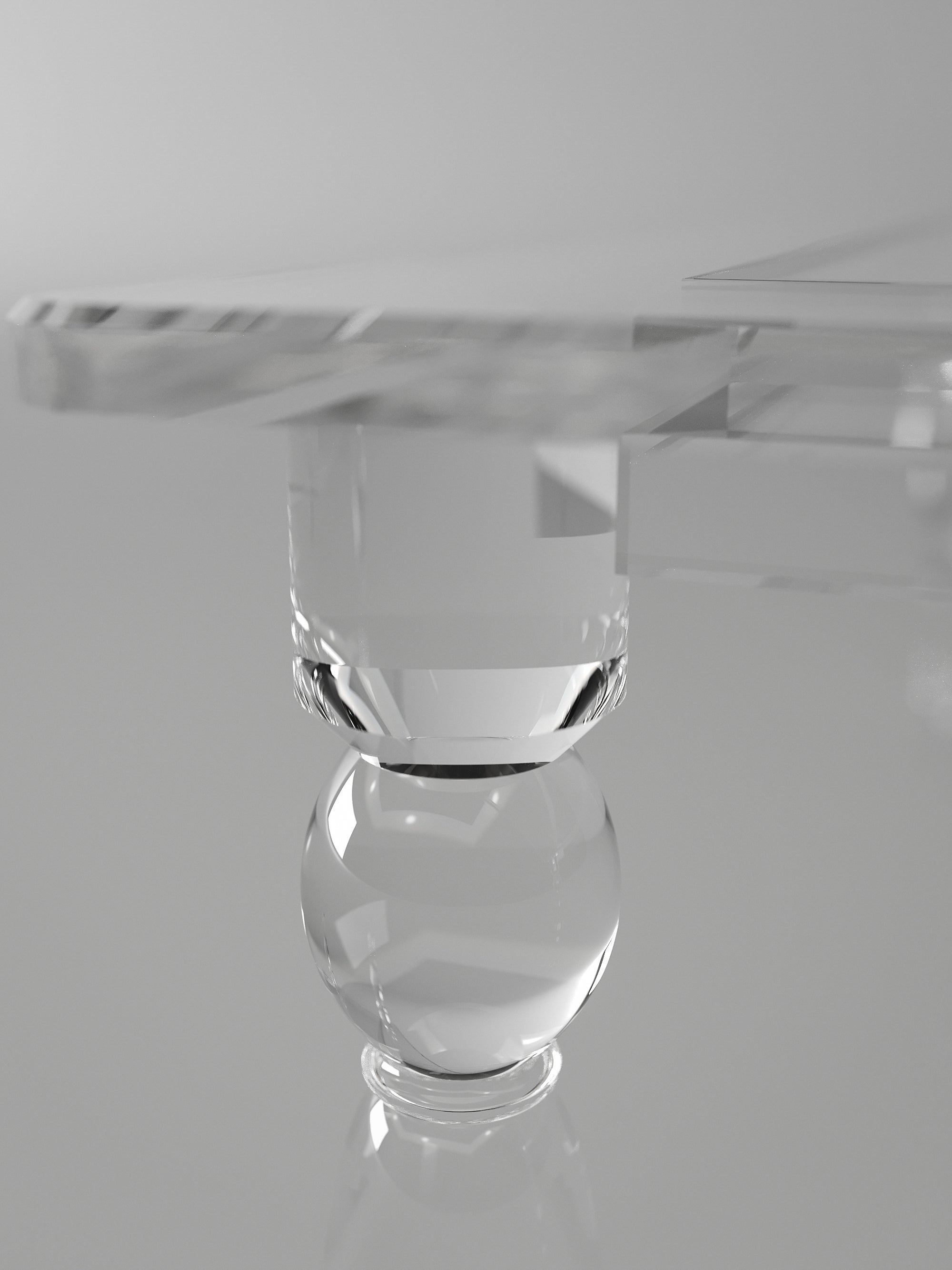 Trasparenza Elegante Dining Table